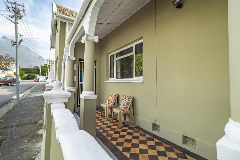 5 Bedroom Property for Sale in Observatory Western Cape